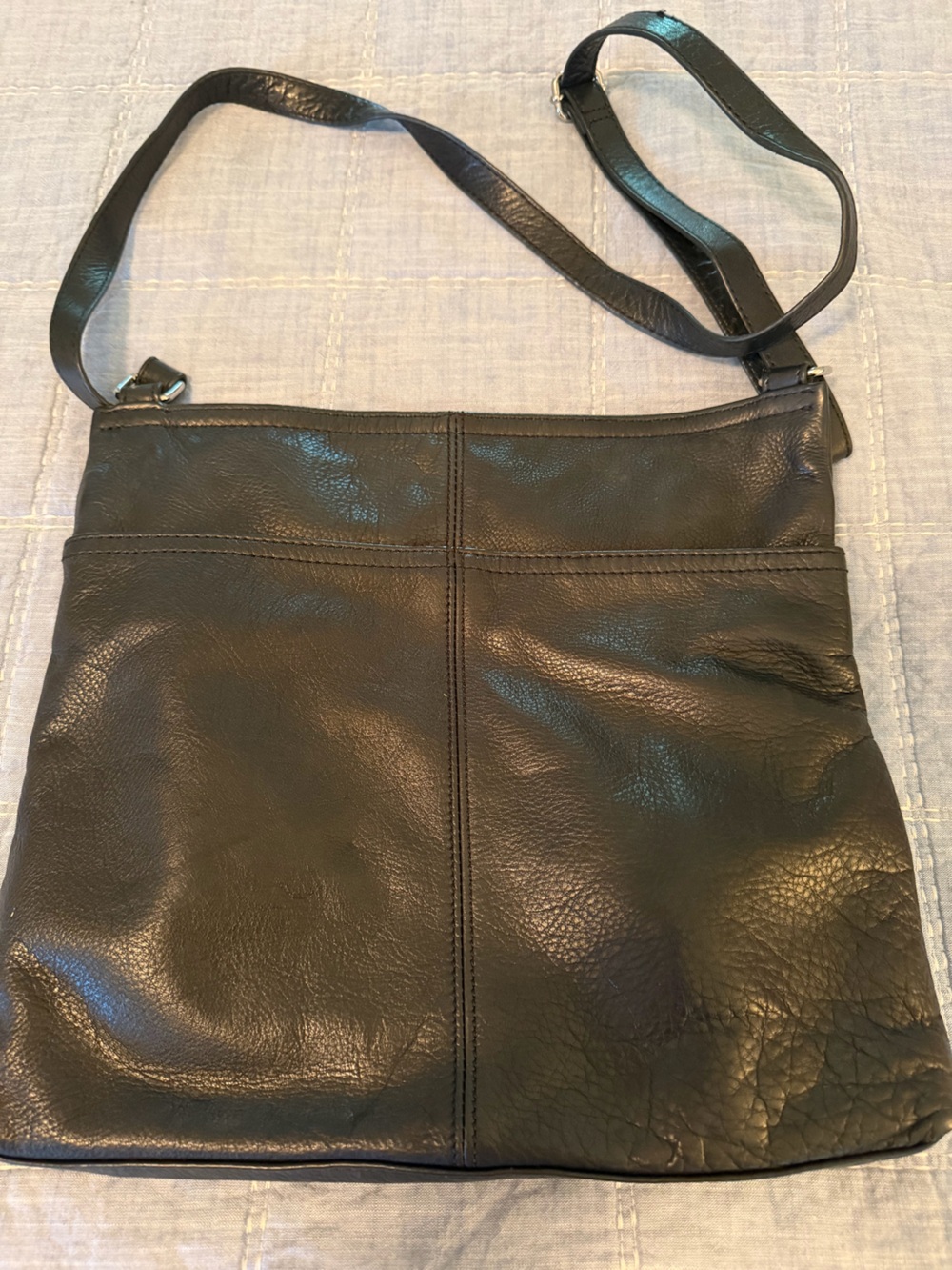 margot Black Leather Crossbody Bag with Front Zip - Picture 3 of 4